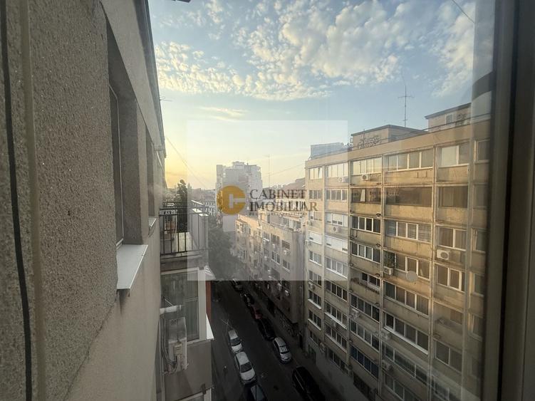 Apartament cu 2 camere semidecomandat, mobilat în Cișmigiu