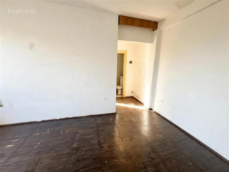 Apartament cu 2 camere semidecomandat în Ultracentral