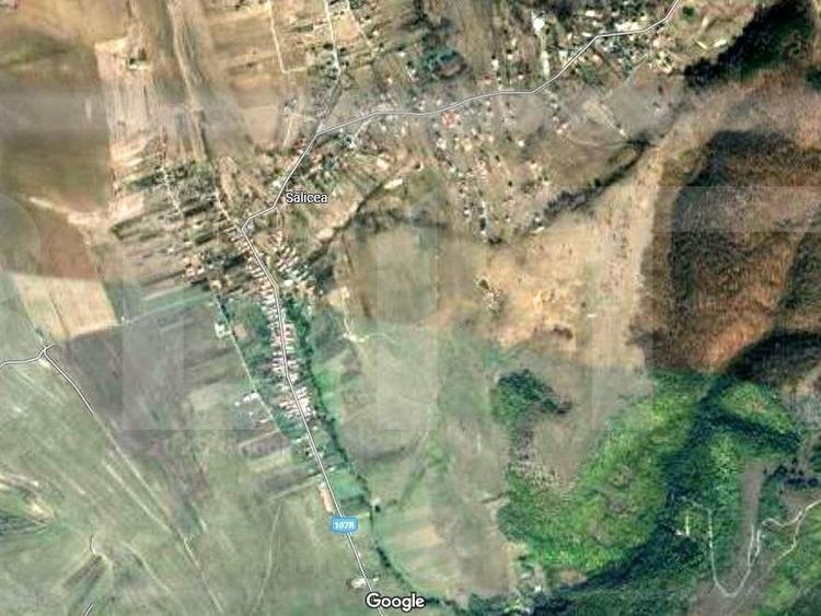 Teren Construcții intravilan de 1800 mp, în Sălicea