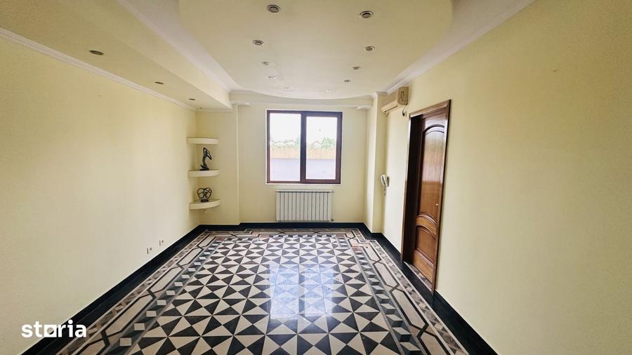 Casă cu Teren 783 Mp în Buriaș