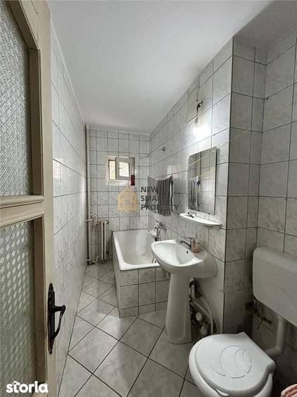 De vanzare apartament 3 camere Nufarul, etaj 1 - 7