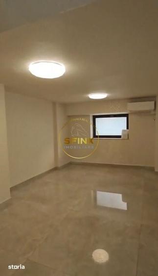 Spațiu comercial, de 90 mp, în Centrul Civic