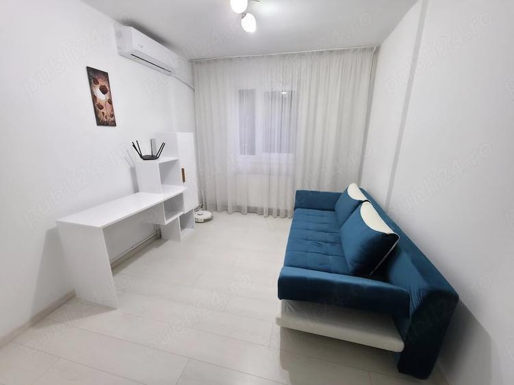 Apartament cu 3 camere semidecomandat în Gorjului