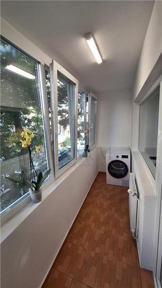 Apartament cu 4 camere decomandat, mobilat în Complex Studențesc