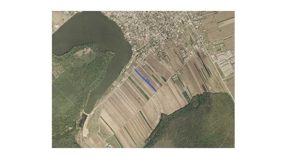 Teren de 637 mp, în Brănești