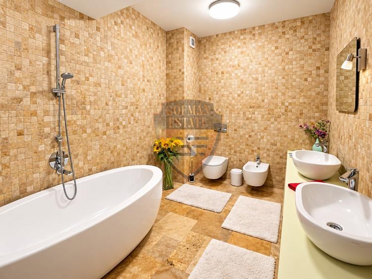 Apartament cu 3 camere decomandat, mobilat în Central