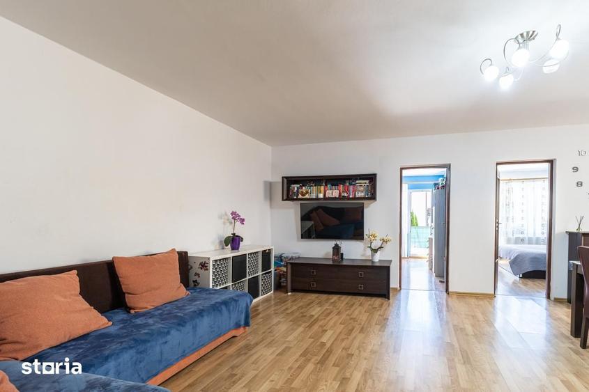 Apartament cu 4 camere, mobilat în Central