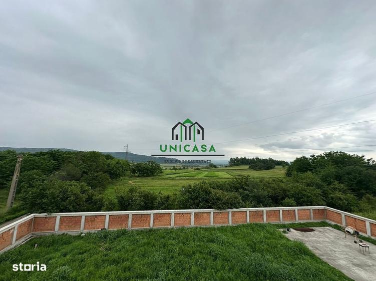 Casă cu 4 camere în Bistrița