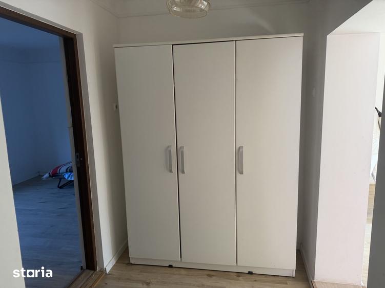 Casă cu 2 camere cu Teren 410 Mp în Botizului