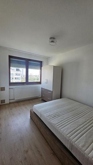Apartament cu 3 camere decomandat, mobilat în Basarab
