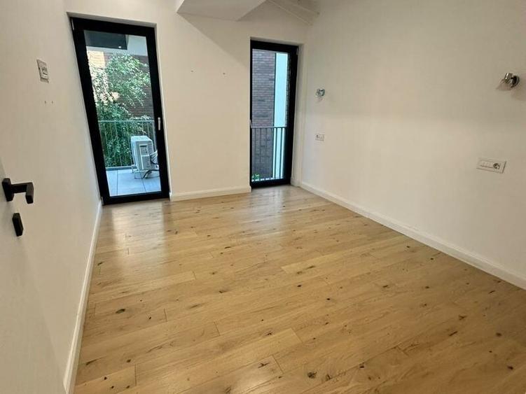 Apartament cu 2 camere decomandat, mobilat în Universitate