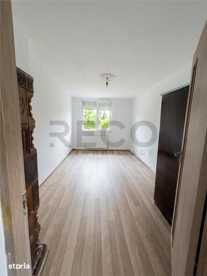 Apartament cu 2 camere decomandat în Iorga