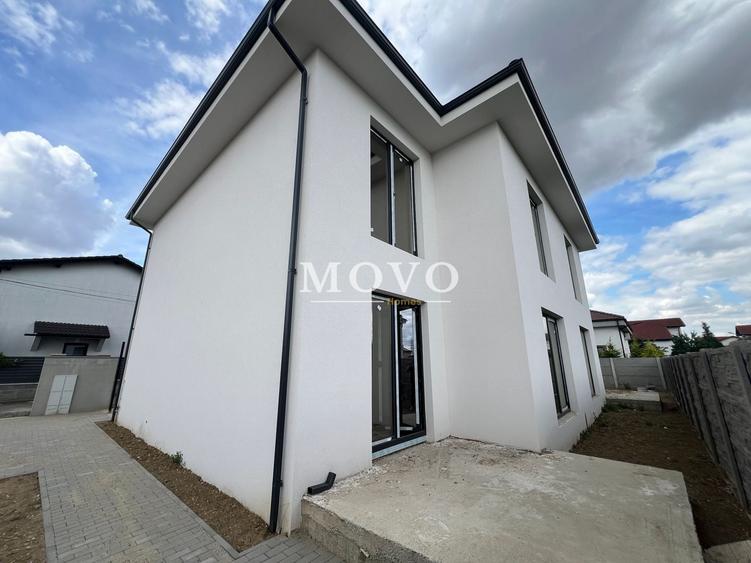 Duplex cu 4 camere cu Canalizare în Giroc