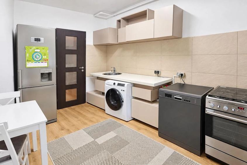 Apartament cu 2 camere decomandat, mobilat în 13 Septembrie