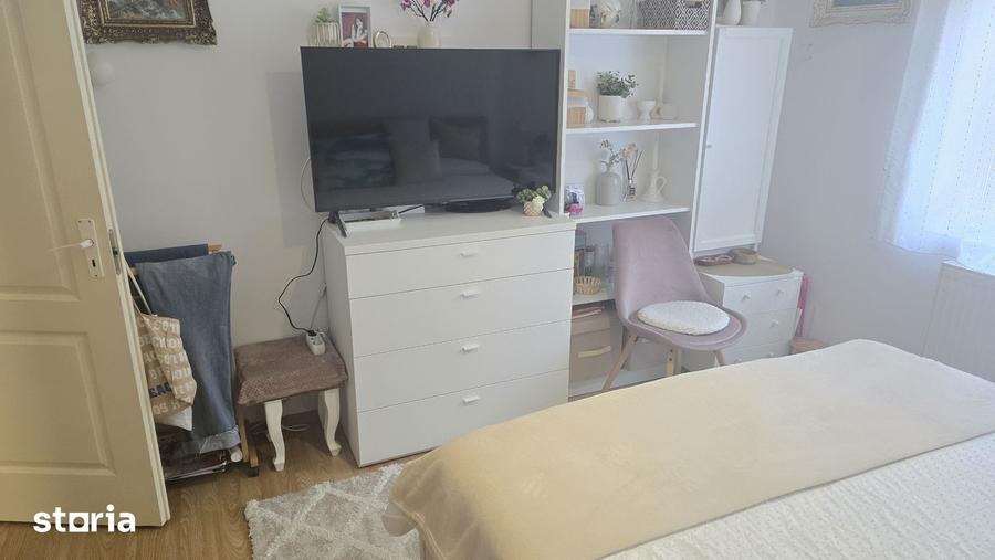 Apartament cu 2 camere decomandat în Piața Centrală