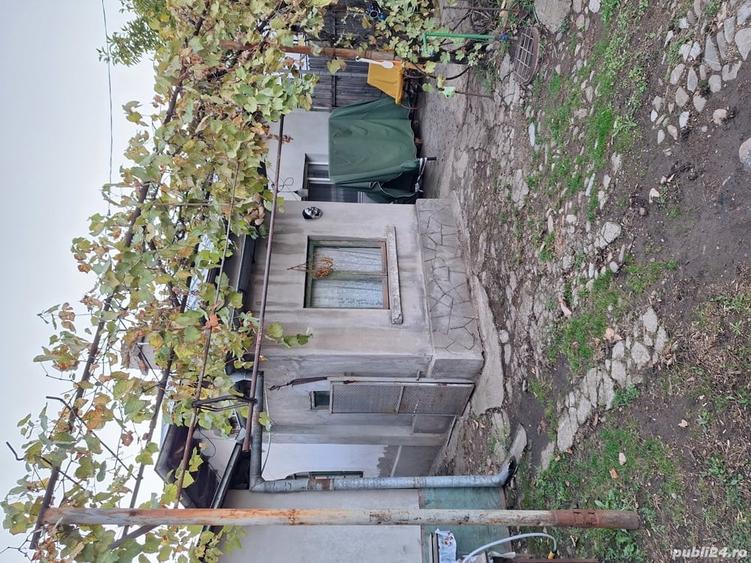 Casă cu 6 camere cu Teren 280 Mp în Central
