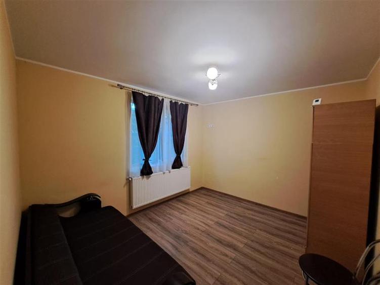 Apartament cu 2 camere decomandat, mobilat în Bulgaria
