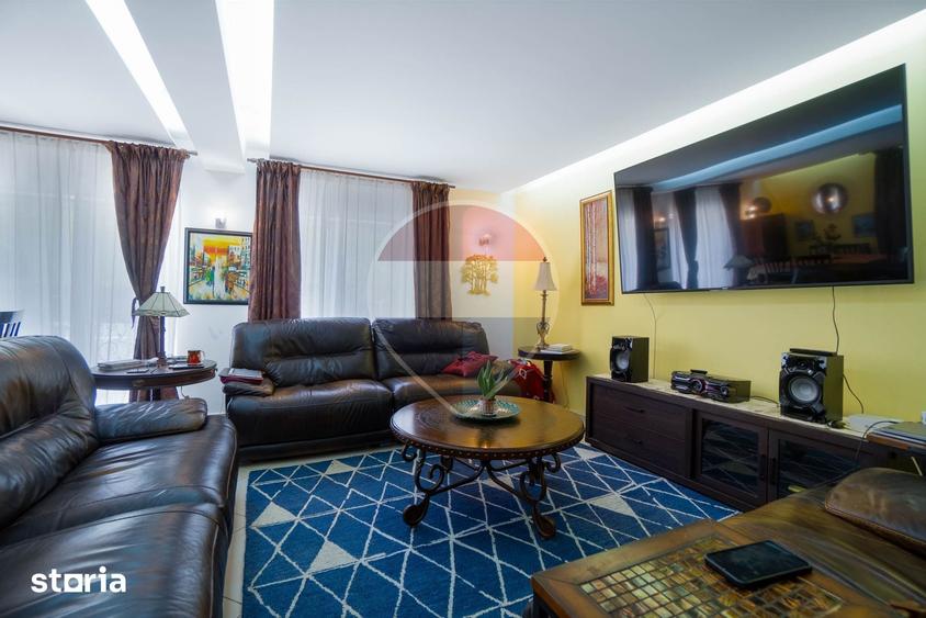 Casă cu 4 camere cu Teren 853 Mp în Moieciu