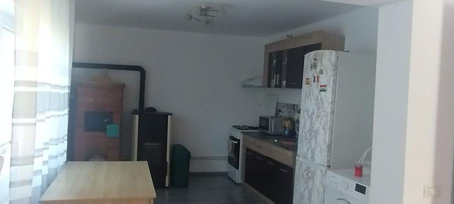 Casă cu 2 camere cu Teren 250 Mp în Tuzla