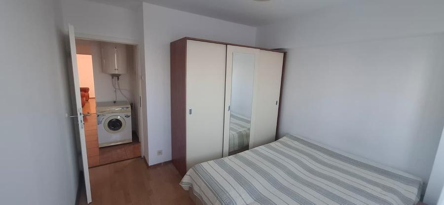 Apartament cu 3 camere decomandat în Bucur Obor