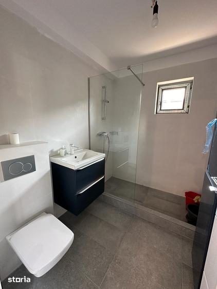Casă cu 3 camere cu Teren 270 Mp în Clinceni
