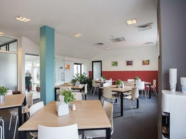 Spațiu comercial, de 1,590 mp, în Ultracentral