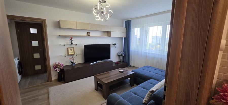 Apartament cu 2 camere decomandat în Dristor