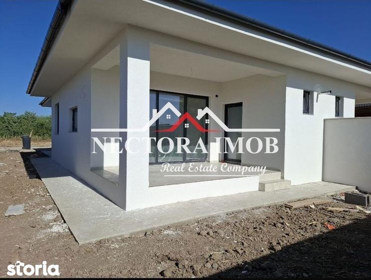 Casă cu 3 camere cu Teren 250 Mp în Nojorid