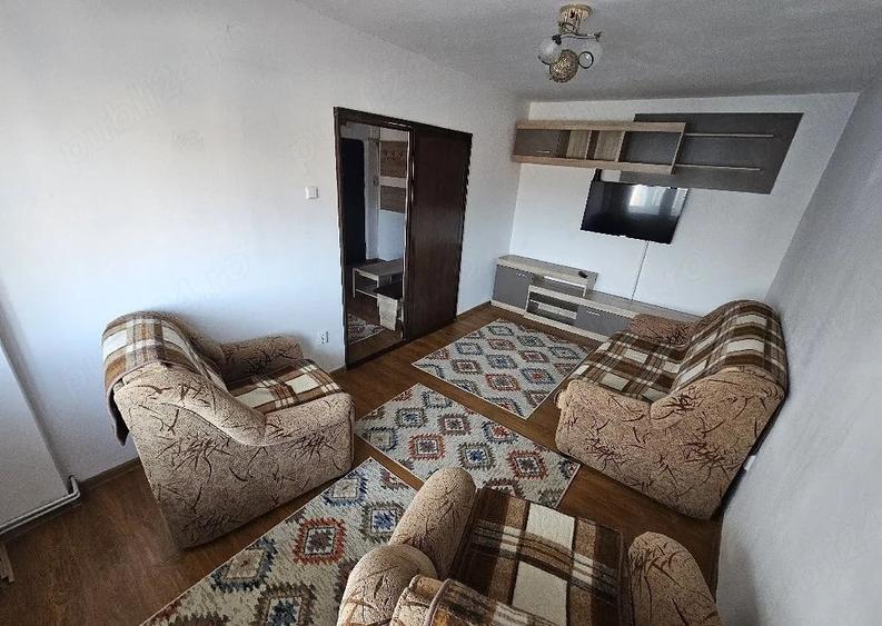 Apartament cu 2 camere în Industrială