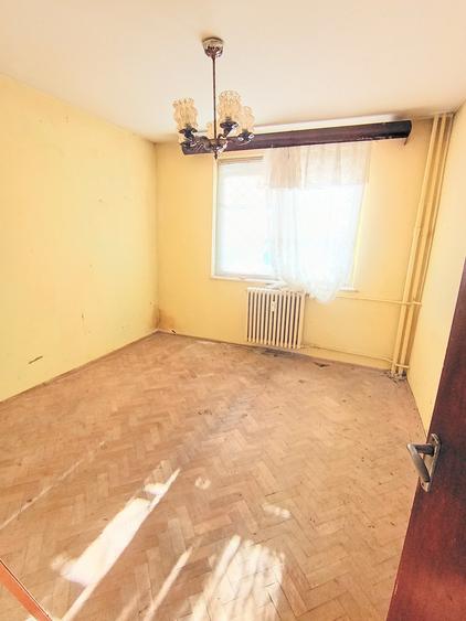 Apartament cu 2 camere semidecomandat în Tomis III