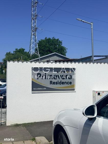 Apartament cu 3 camere semidecomandat în Turnișor