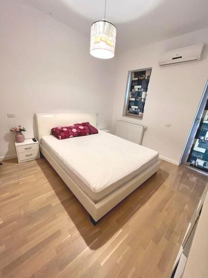 Apartament cu 3 camere semidecomandat, mobilat în Sisești