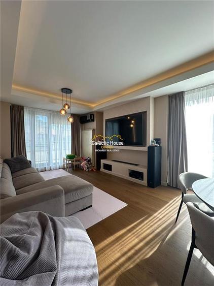 Apartament cu 5 camere decomandat, mobilat în Herăstrău