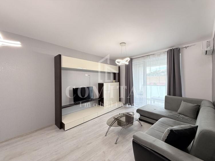 Apartament cu 2 camere | parcare inclusă | str Decebal - 3