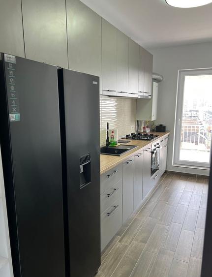 Apartament cu 2 camere decomandat în Titan