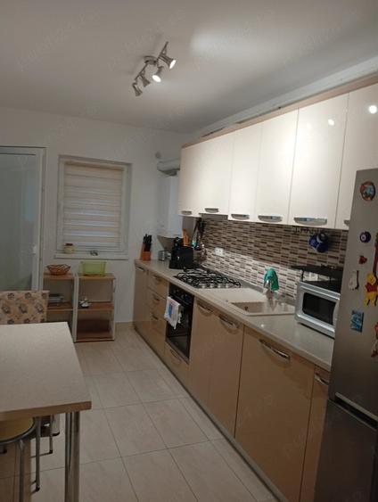 Apartament cu 2 camere decomandat în Tancodrom