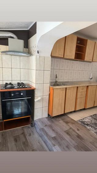 Casă cu 2 camere în Central