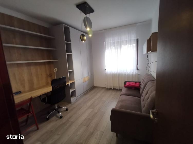 Casă cu 4 camere în Găvana