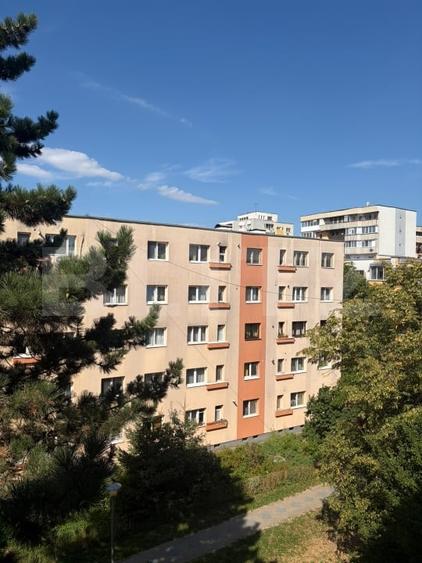 Apartament cu 2 camere semidecomandat, mobilat în Mănăștur