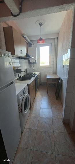 Apartament cu 3 camere în Alexandru cel Bun