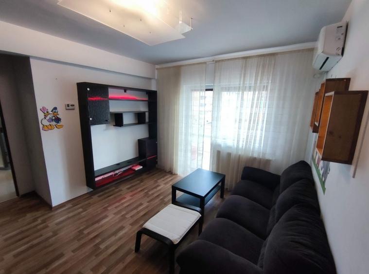 Garsonieră decomandată în Runcu