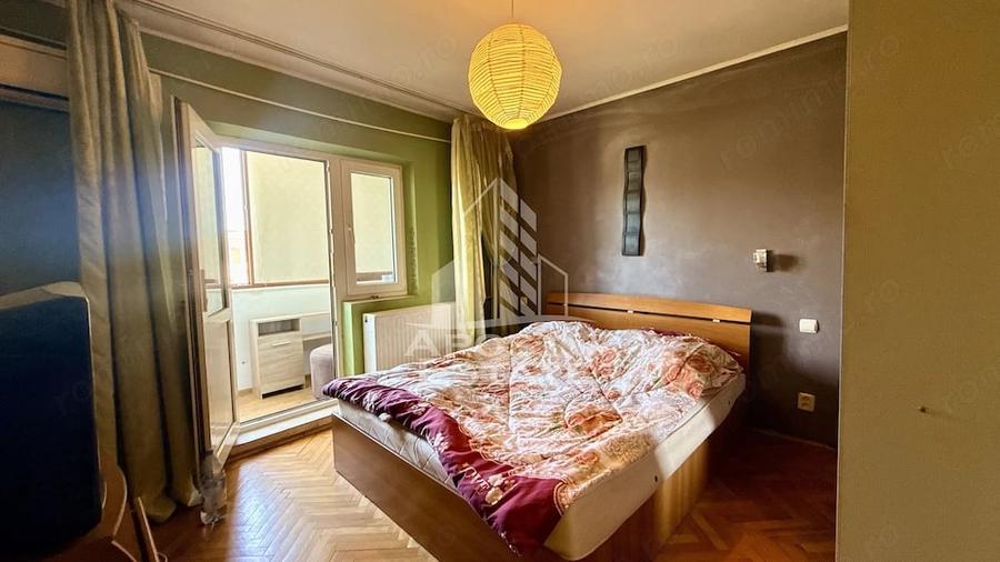 Apartament cu 3 camere decomandat în Bucovina