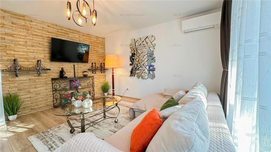 Apartament cu 2 camere decomandat, mobilat în Tractorul