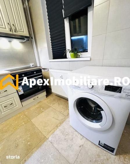 Apartament cu 3 camere decomandat în Titan