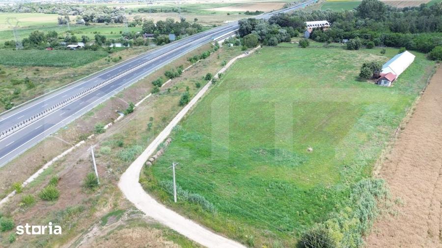 Teren de 17472 mp, în Central