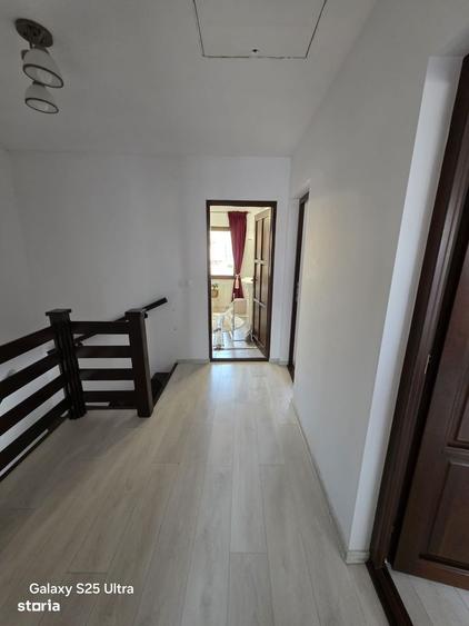 Casă cu 4 camere în Unirii