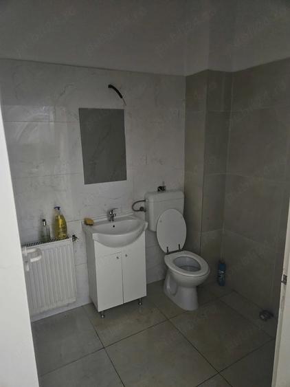 Spațiu comercial, de 80 mp, în Central