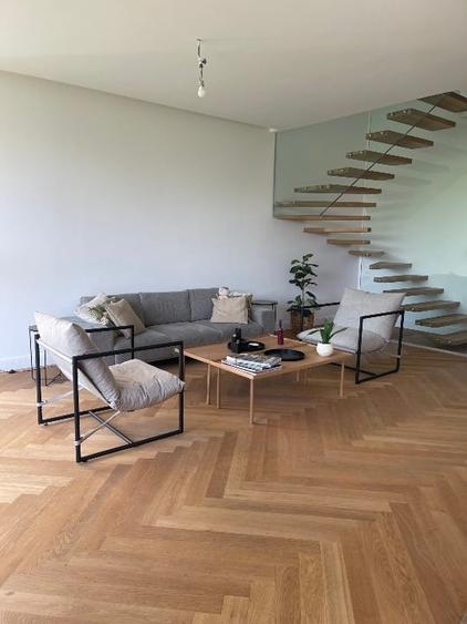 Duplex cu 5 camere cu Canalizare în Central