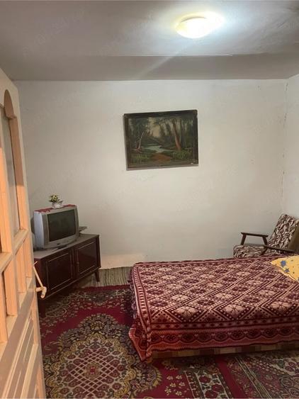Casă cu 3 camere cu Teren 860 Mp în Exterior Vest