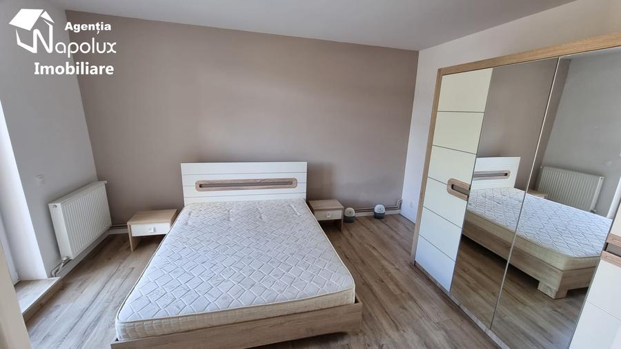 Casă individuală cu 3 camere cu Garaj în Gruia